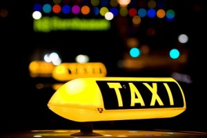 Как обезопасить себя, работая в такси