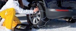 fitting_snow_chains