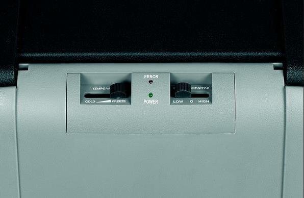 ������������� ������������� ����������� WAECO CoolFreeze CDF-35 � �������� �������